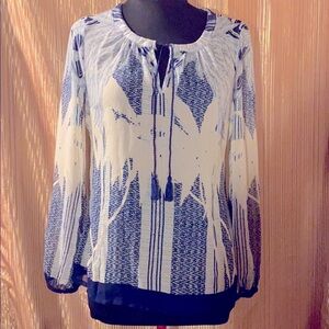 Rose & Olive Blue Cream Top Size - L